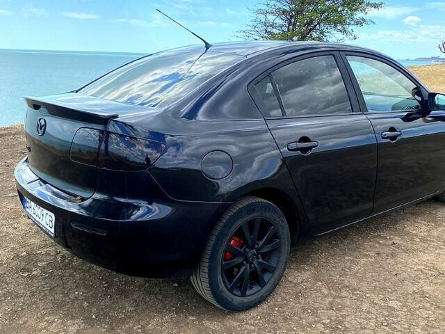 Чорний Мазда 3, об'ємом двигуна 1.6 л та пробігом 325 тис. км за 3500 $, фото 2 на Automoto.ua