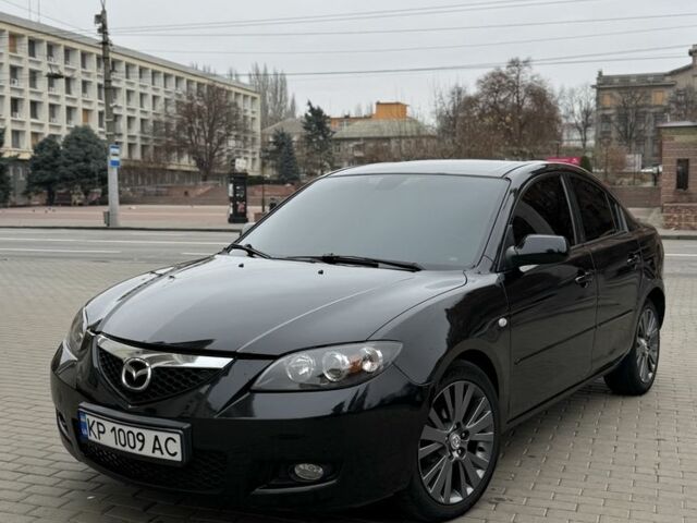 Черный Мазда 3, объемом двигателя 1.6 л и пробегом 290 тыс. км за 3650 $, фото 1 на Automoto.ua
