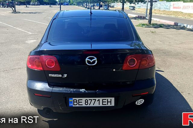 Черный Мазда 3, объемом двигателя 1.6 л и пробегом 285 тыс. км за 3900 $, фото 2 на Automoto.ua