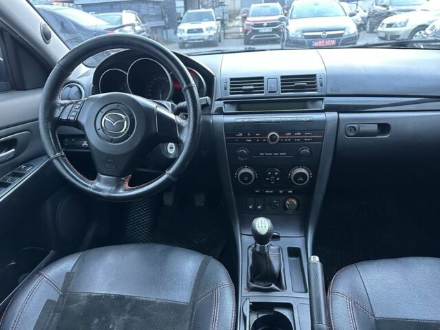 Черный Мазда 3, объемом двигателя 1.6 л и пробегом 250 тыс. км за 3999 $, фото 9 на Automoto.ua