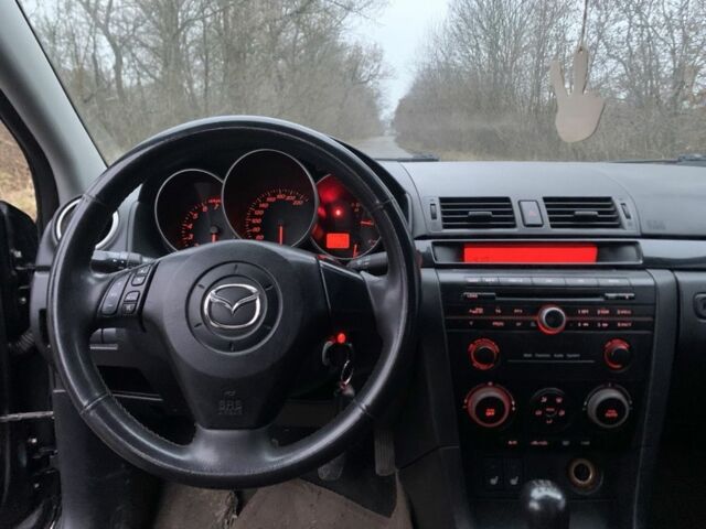 Чорний Мазда 3, об'ємом двигуна 1.6 л та пробігом 214 тис. км за 3750 $, фото 9 на Automoto.ua