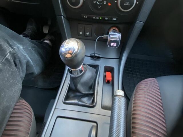 Черный Мазда 3, объемом двигателя 2 л и пробегом 184 тыс. км за 3699 $, фото 11 на Automoto.ua