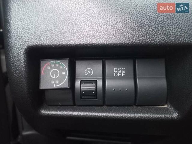 Чорний Мазда 3, об'ємом двигуна 2 л та пробігом 245 тис. км за 5200 $, фото 16 на Automoto.ua