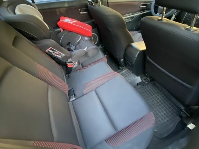 Черный Мазда 3, объемом двигателя 2 л и пробегом 184 тыс. км за 3699 $, фото 9 на Automoto.ua