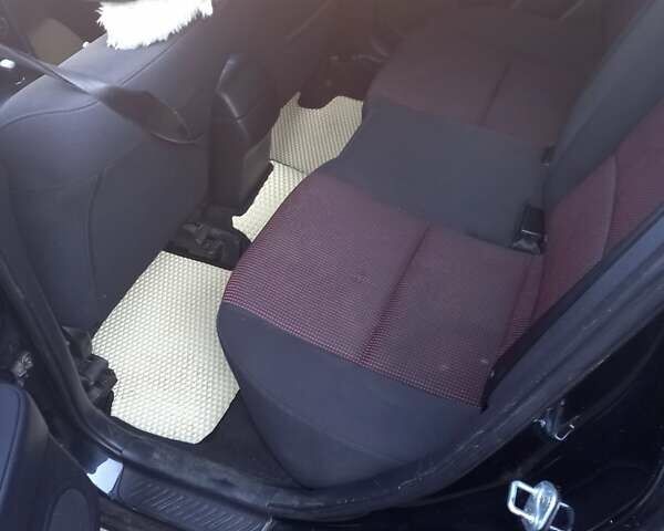 Чорний Мазда 3, об'ємом двигуна 1.6 л та пробігом 195 тис. км за 4300 $, фото 2 на Automoto.ua