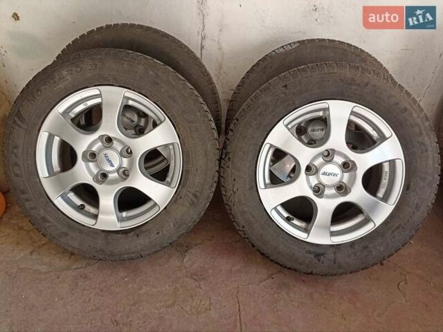 Черный Мазда 3, объемом двигателя 1.6 л и пробегом 173 тыс. км за 6300 $, фото 9 на Automoto.ua