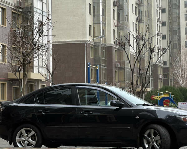 Черный Мазда 3, объемом двигателя 1.6 л и пробегом 192 тыс. км за 5500 $, фото 10 на Automoto.ua