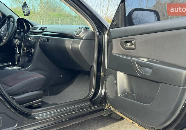 Черный Мазда 3, объемом двигателя 1.6 л и пробегом 247 тыс. км за 5550 $, фото 32 на Automoto.ua