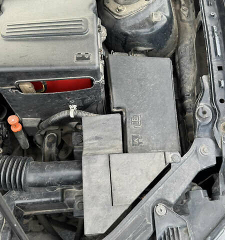 Чорний Мазда 3, об'ємом двигуна 1.6 л та пробігом 237 тис. км за 5850 $, фото 59 на Automoto.ua