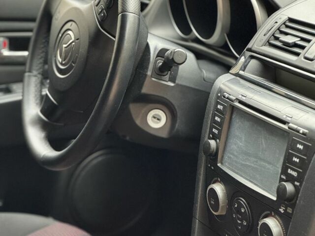 Чорний Мазда 3, об'ємом двигуна 1.6 л та пробігом 192 тис. км за 5500 $, фото 5 на Automoto.ua