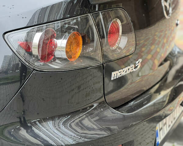 Черный Мазда 3, объемом двигателя 1.6 л и пробегом 192 тыс. км за 5500 $, фото 31 на Automoto.ua