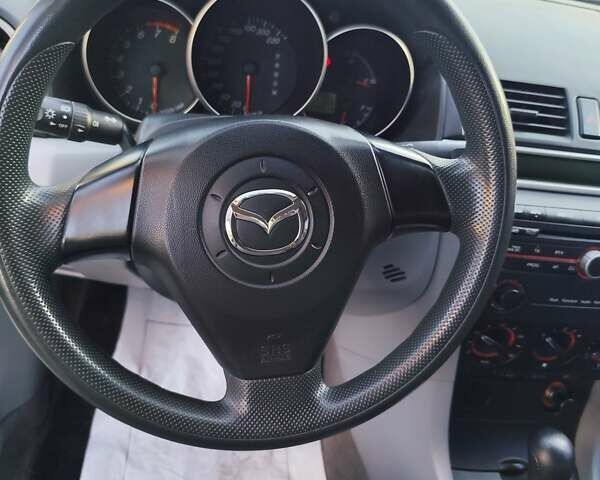 Чорний Мазда 3, об'ємом двигуна 1.6 л та пробігом 149 тис. км за 4800 $, фото 16 на Automoto.ua