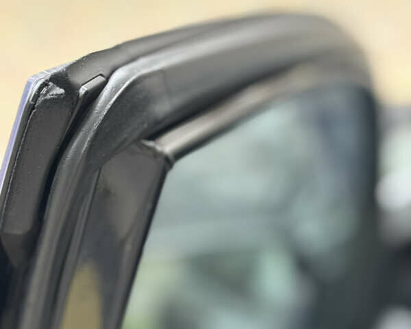 Черный Мазда 3, объемом двигателя 1.6 л и пробегом 192 тыс. км за 5500 $, фото 16 на Automoto.ua