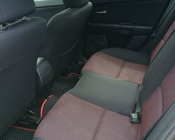 Чорний Мазда 3, об'ємом двигуна 1.6 л та пробігом 262 тис. км за 5100 $, фото 5 на Automoto.ua