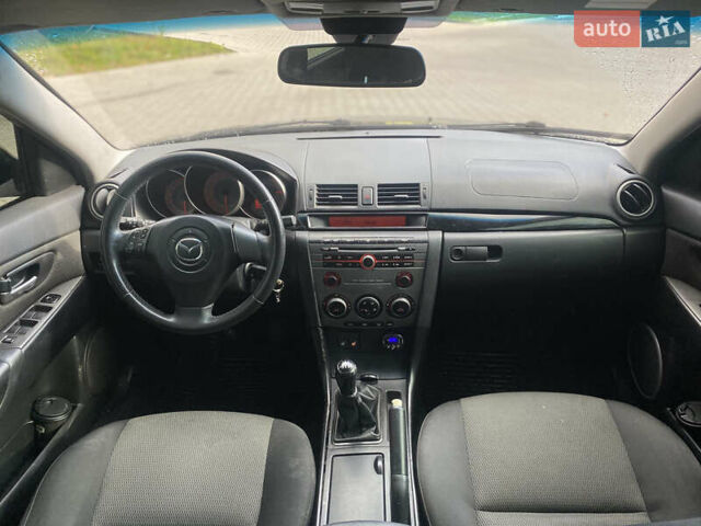 Чорний Мазда 3, об'ємом двигуна 1.6 л та пробігом 203 тис. км за 4350 $, фото 8 на Automoto.ua