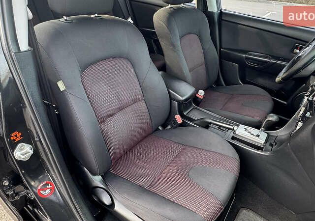 Чорний Мазда 3, об'ємом двигуна 1.6 л та пробігом 237 тис. км за 5850 $, фото 32 на Automoto.ua