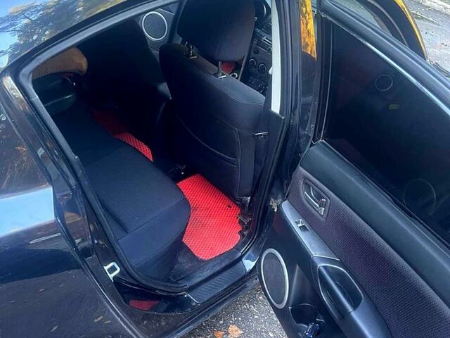 Чорний Мазда 3, об'ємом двигуна 16 л та пробігом 268 тис. км за 4000 $, фото 6 на Automoto.ua