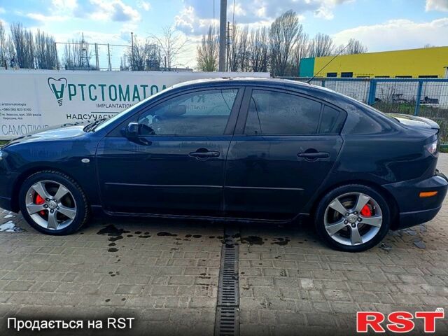 Черный Мазда 3, объемом двигателя 2 л и пробегом 187 тыс. км за 5300 $, фото 4 на Automoto.ua