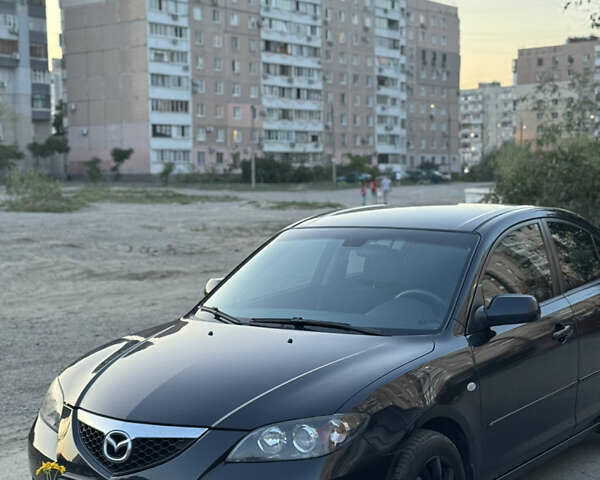 Черный Мазда 3, объемом двигателя 1.6 л и пробегом 200 тыс. км за 5900 $, фото 3 на Automoto.ua