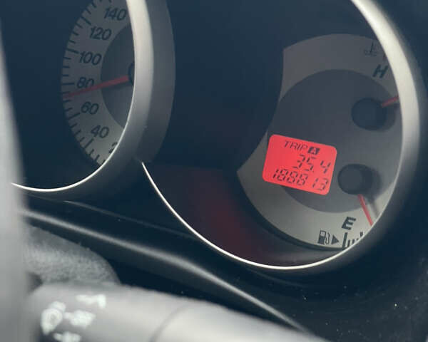 Черный Мазда 3, объемом двигателя 1.6 л и пробегом 189 тыс. км за 4500 $, фото 13 на Automoto.ua