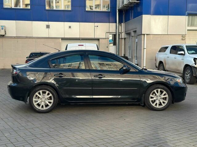 Черный Мазда 3, объемом двигателя 1.6 л и пробегом 232 тыс. км за 6740 $, фото 4 на Automoto.ua