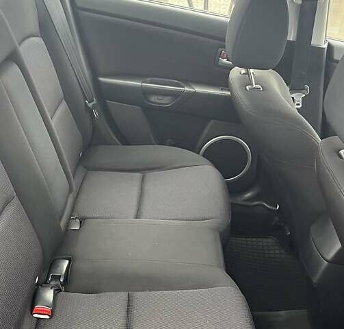 Черный Мазда 3, объемом двигателя 1.6 л и пробегом 181 тыс. км за 6350 $, фото 34 на Automoto.ua