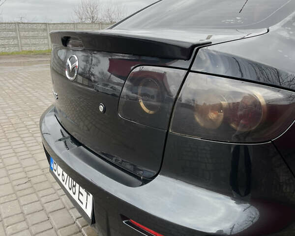 Черный Мазда 3, объемом двигателя 1.6 л и пробегом 189 тыс. км за 4500 $, фото 11 на Automoto.ua