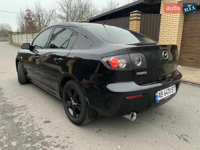 Черный Мазда 3, объемом двигателя 1.6 л и пробегом 200 тыс. км за 4999 $, фото 4 на Automoto.ua