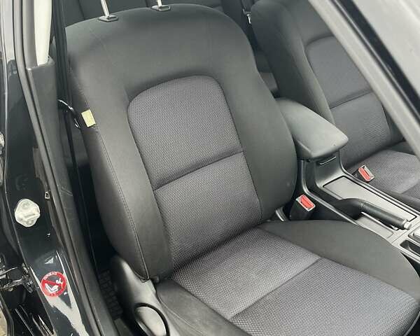 Черный Мазда 3, объемом двигателя 1.6 л и пробегом 180 тыс. км за 5700 $, фото 30 на Automoto.ua