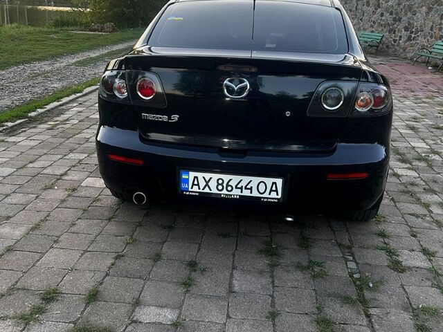 Черный Мазда 3, объемом двигателя 2 л и пробегом 330 тыс. км за 5000 $, фото 4 на Automoto.ua