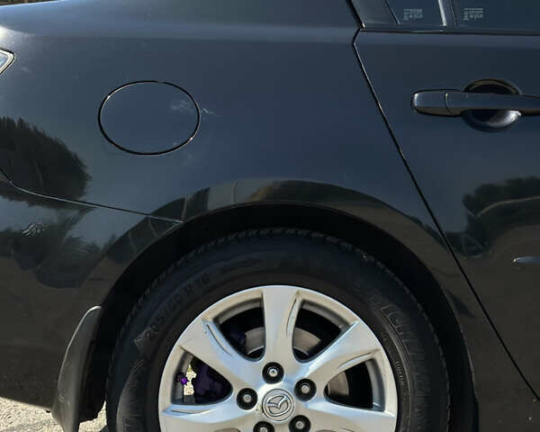 Чорний Мазда 3, об'ємом двигуна 2 л та пробігом 230 тис. км за 6800 $, фото 9 на Automoto.ua