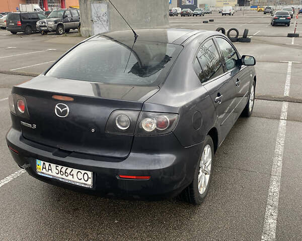 Чорний Мазда 3, об'ємом двигуна 1.6 л та пробігом 188 тис. км за 6800 $, фото 5 на Automoto.ua