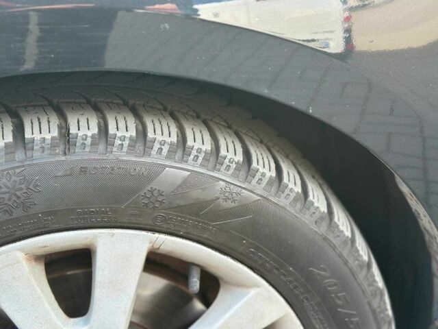 Черный Мазда 3, объемом двигателя 1.6 л и пробегом 232 тыс. км за 6740 $, фото 11 на Automoto.ua