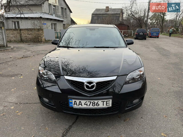 Черный Мазда 3, объемом двигателя 1.6 л и пробегом 189 тыс. км за 4300 $, фото 1 на Automoto.ua