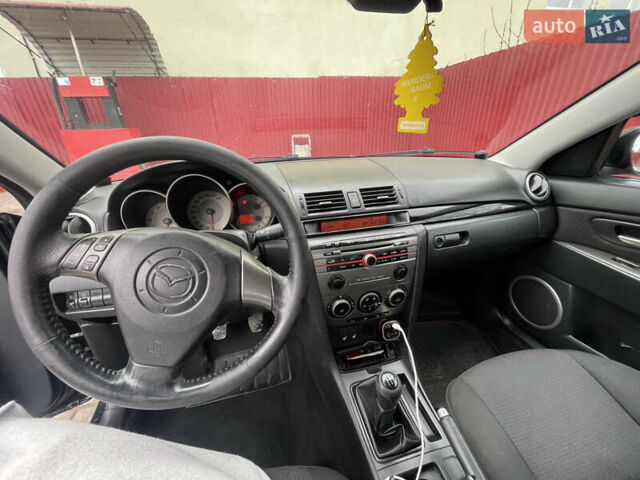 Черный Мазда 3, объемом двигателя 1.6 л и пробегом 189 тыс. км за 4500 $, фото 14 на Automoto.ua