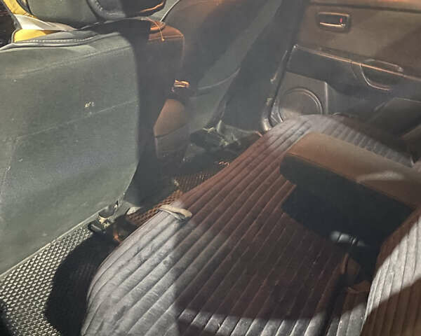 Чорний Мазда 3, об'ємом двигуна 1.6 л та пробігом 257 тис. км за 5100 $, фото 12 на Automoto.ua