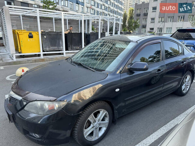 Черный Мазда 3, объемом двигателя 1.6 л и пробегом 350 тыс. км за 4700 $, фото 2 на Automoto.ua