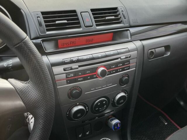 Черный Мазда 3, объемом двигателя 2 л и пробегом 166 тыс. км за 6000 $, фото 13 на Automoto.ua