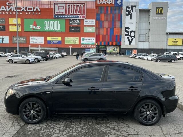 Черный Мазда 3, объемом двигателя 2 л и пробегом 166 тыс. км за 6000 $, фото 18 на Automoto.ua