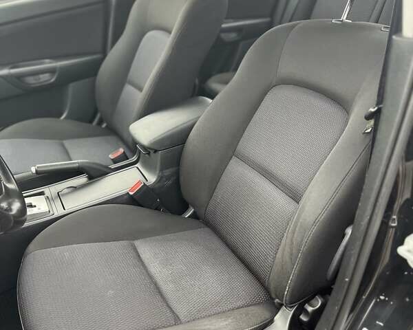 Черный Мазда 3, объемом двигателя 1.6 л и пробегом 180 тыс. км за 5700 $, фото 29 на Automoto.ua