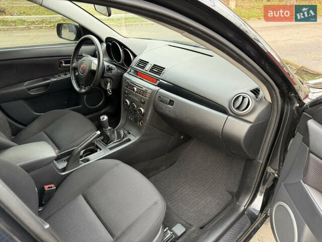 Черный Мазда 3, объемом двигателя 1.6 л и пробегом 189 тыс. км за 4300 $, фото 8 на Automoto.ua