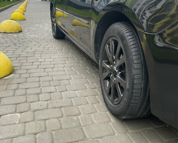 Черный Мазда 3, объемом двигателя 1.6 л и пробегом 206 тыс. км за 6000 $, фото 5 на Automoto.ua