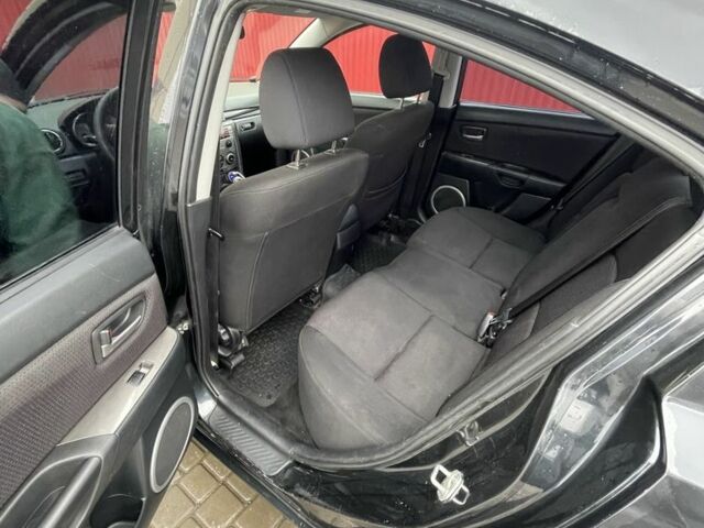 Черный Мазда 3, объемом двигателя 1.6 л и пробегом 189 тыс. км за 4500 $, фото 6 на Automoto.ua