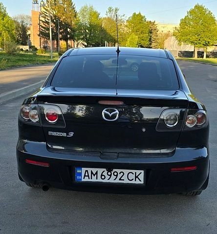 Чорний Мазда 3, об'ємом двигуна 1.6 л та пробігом 142 тис. км за 6000 $, фото 4 на Automoto.ua
