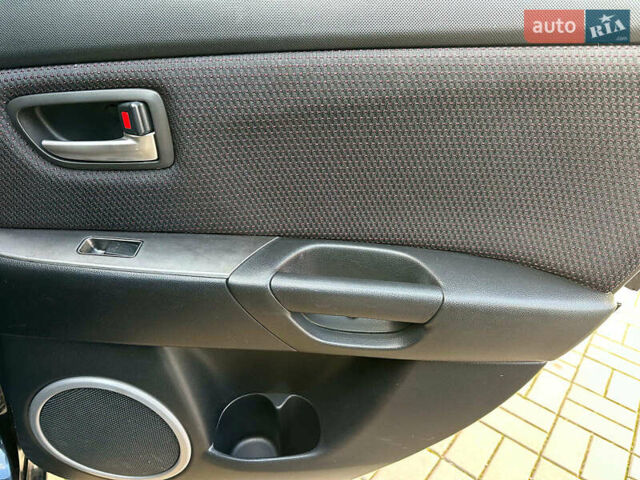 Черный Мазда 3, объемом двигателя 1.6 л и пробегом 232 тыс. км за 6740 $, фото 16 на Automoto.ua