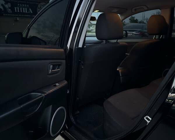 Чорний Мазда 3, об'ємом двигуна 1.6 л та пробігом 350 тис. км за 6800 $, фото 8 на Automoto.ua