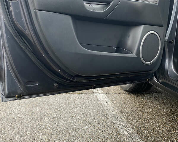 Чорний Мазда 3, об'ємом двигуна 1.6 л та пробігом 188 тис. км за 6800 $, фото 31 на Automoto.ua