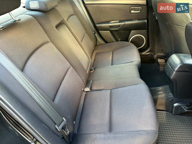 Черный Мазда 3, объемом двигателя 1.6 л и пробегом 232 тыс. км за 6740 $, фото 15 на Automoto.ua