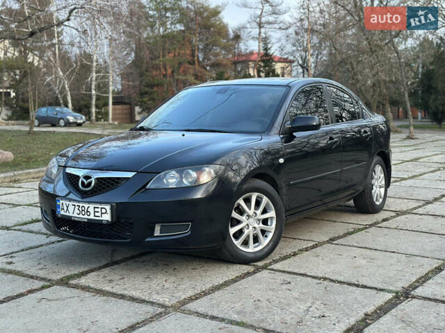Чорний Мазда 3, об'ємом двигуна 1.6 л та пробігом 198 тис. км за 5499 $, фото 4 на Automoto.ua