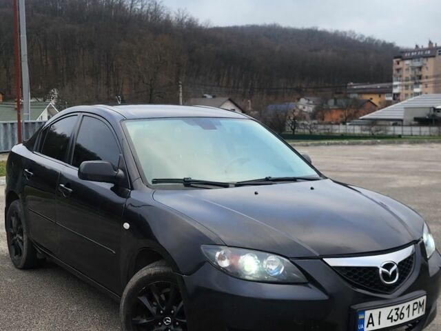 Черный Мазда 3, объемом двигателя 1.6 л и пробегом 300 тыс. км за 3700 $, фото 1 на Automoto.ua